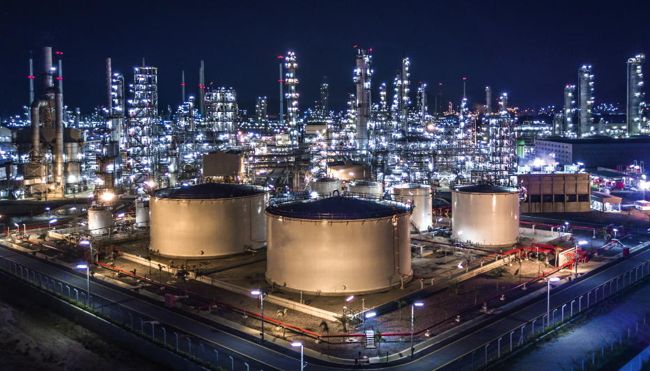 Is Another Basis Blowout Brewing?